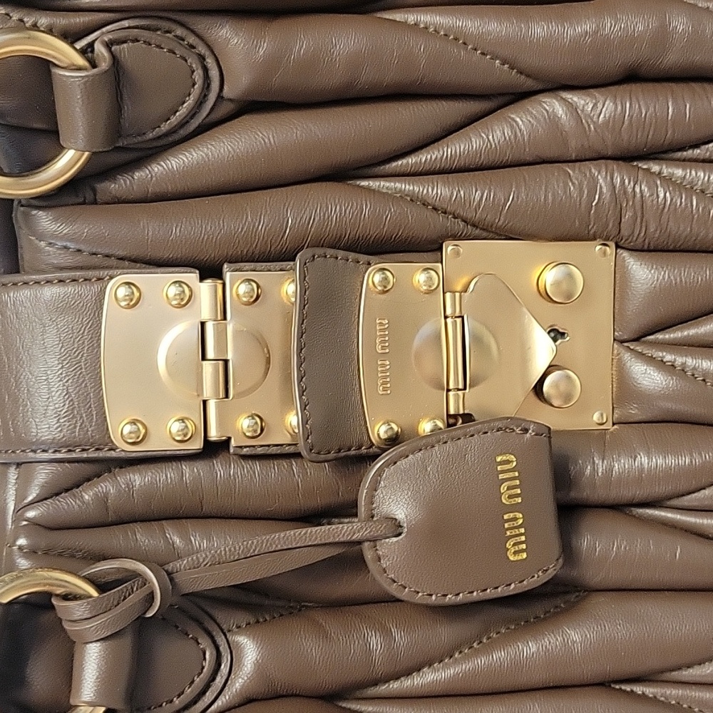 MIU MIU Matellase leather Large Satchel handbag - Picture 3 of 17